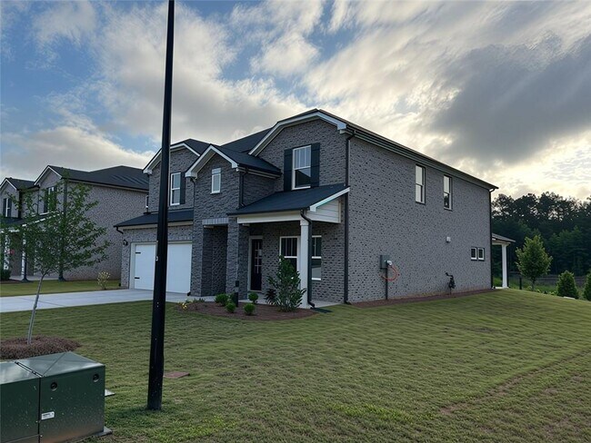 Foto del edificio - 6907 Winchester Pl