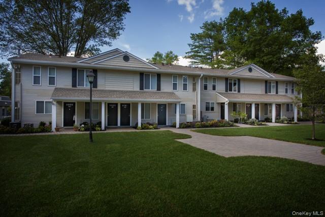 Foto del edificio - 45 Country Club Dr