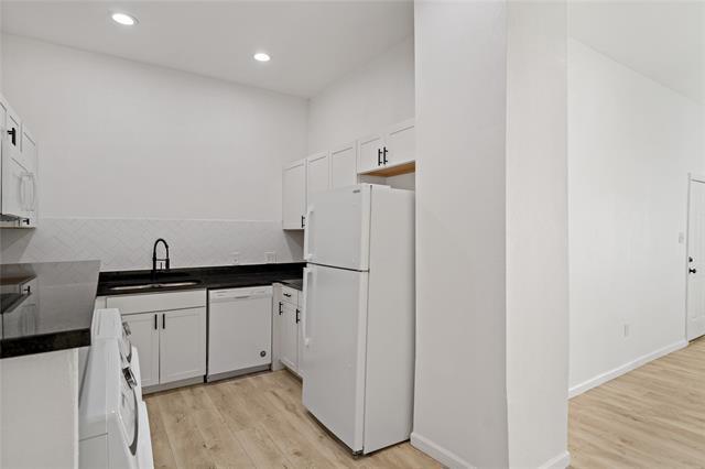 Foto del edificio - 815 W 9th St