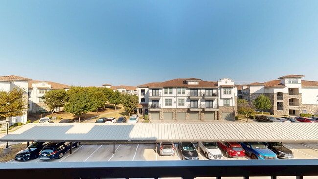 Interior Photo - Villaggio