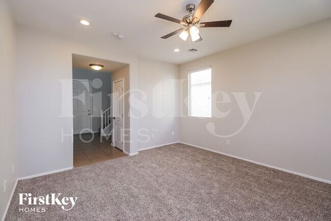 Building Photo - 31229 N Cavalier Drive