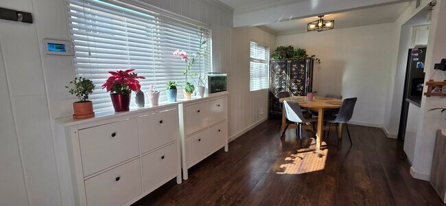 Building Photo - 6017 Via Breve