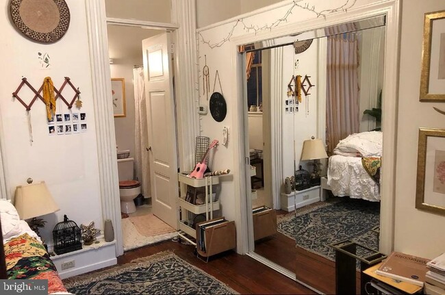 Building Photo - 1906 Fairmount Ave