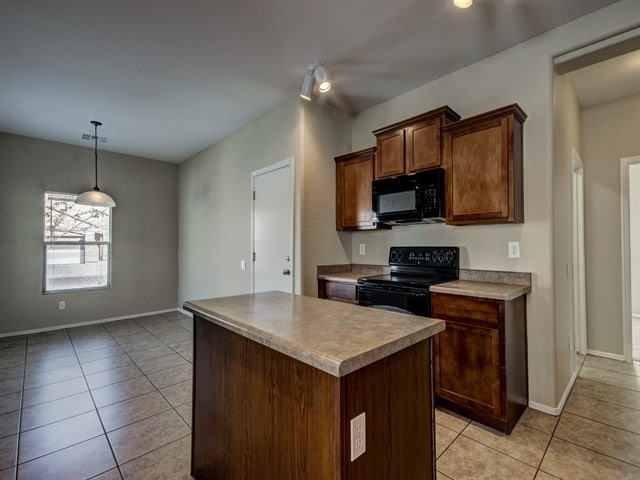 Foto del edificio - 5409 W Fremont Rd