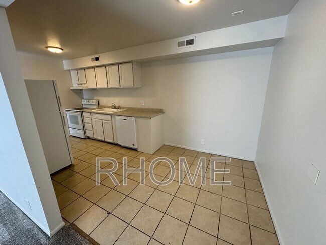 Building Photo - 3414 S 300 E