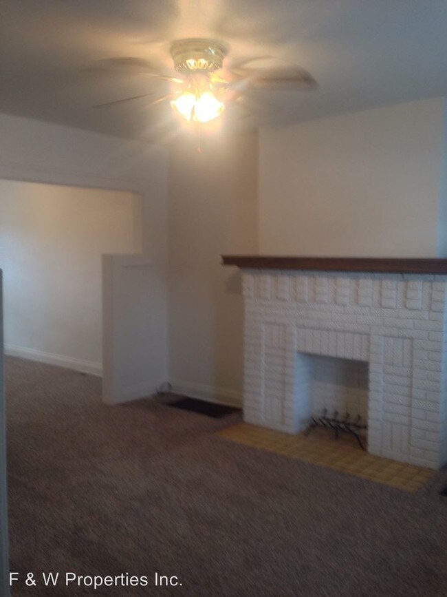 Building Photo - 437-451 Rhoads Ave