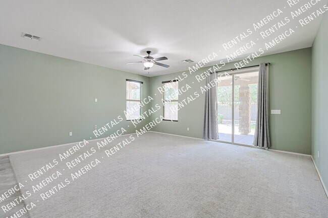 Foto del edificio - 15611 W Westview Dr