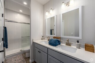 A5 1BR, 1BA - 712SF - Bathroom - The Eleanor at Daytona Beach