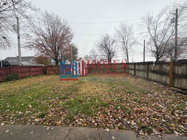 Foto del edificio - Three Bedroom House | Updated & Move In Ready!