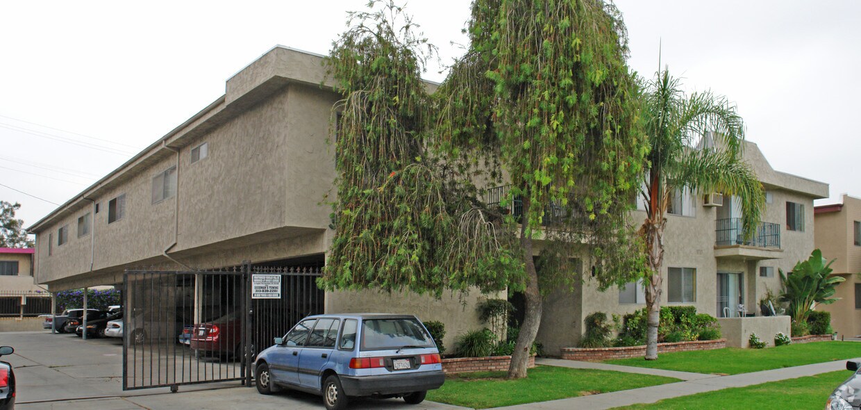 Foto del edificio - 3736 Watseka Ave