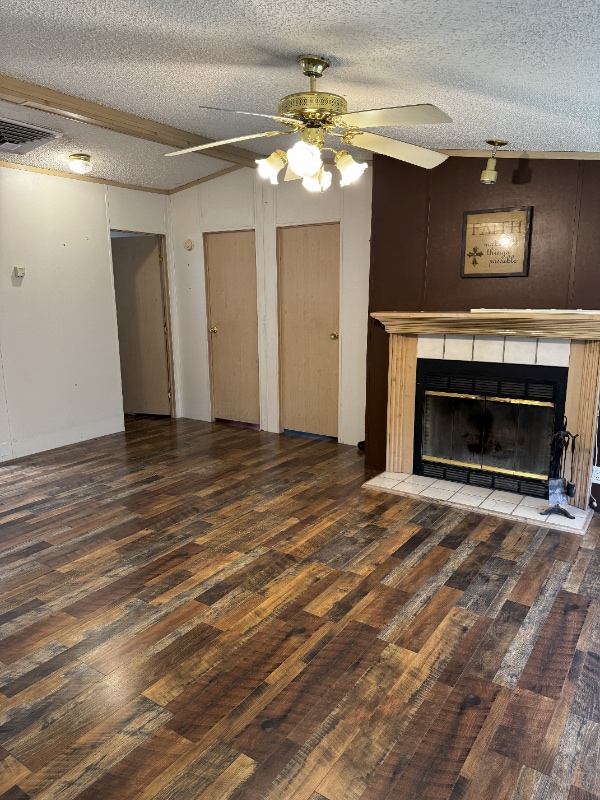 Building Photo - 270 W Ahonen Rd