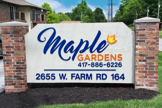 Interior Photo - Maple Gardens