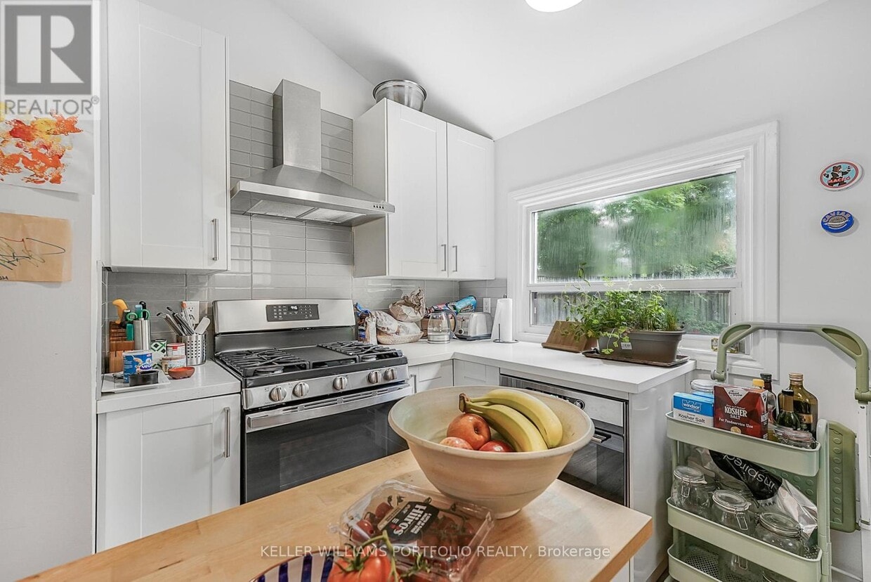 Primary Photo - 31 Morton Rd