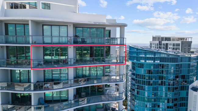 Building Photo - 100 E Las Olas Blvd