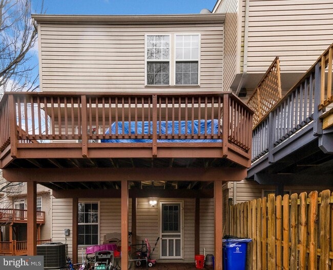 Building Photo - 8888 Papillon Dr