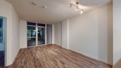Interior Photo - 1200 East West