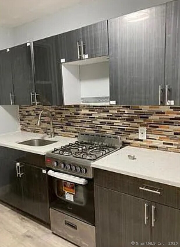 Foto principal - 1322 Stratford Ave