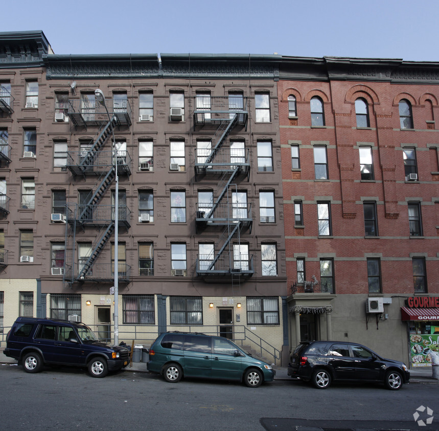 Building Photo - 103-109 W 104th St