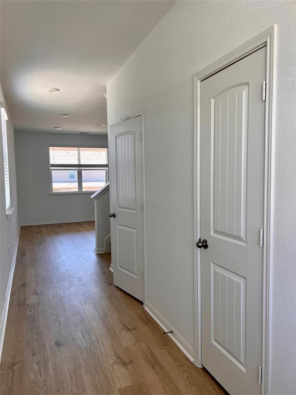 Building Photo - 220 Saide St