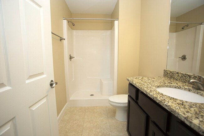 Foto del edificio - Beautiful Two Bedroom Apartment in Fort Walton Beach!
