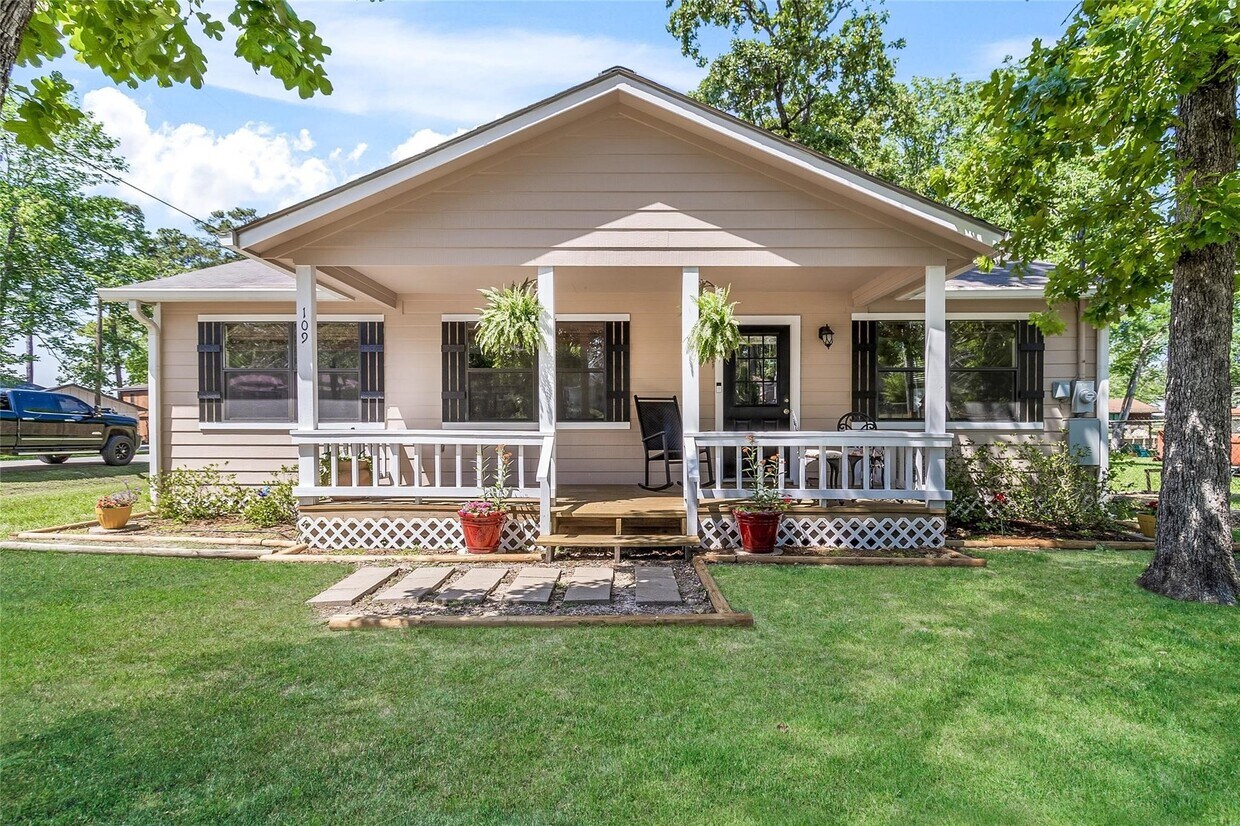 Foto principal - 109 Teena Ln