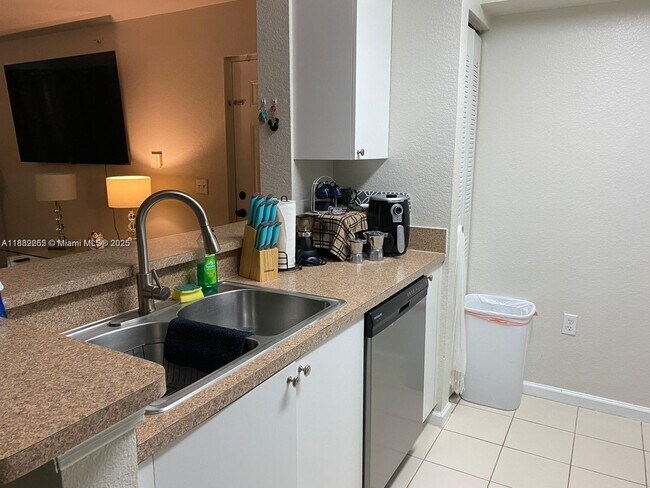 Foto del edificio - 15422 SW 284th St