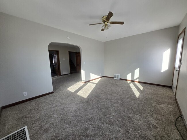 Foto del edificio - 3581 27th St NE