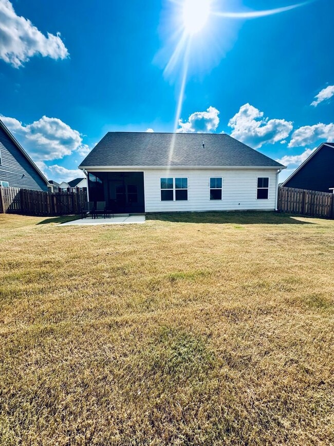 Building Photo - 714 Lindsey Brook Tr