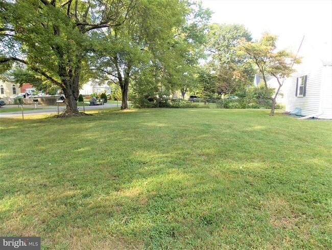 Foto del edificio - 6409 Higham Dr