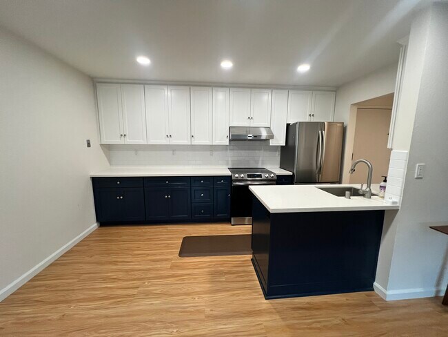 Foto del edificio - 960 Shorepoint Ct