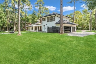 Building Photo - 1 E Wedgewood Glen