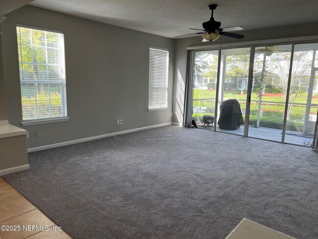 Foto del edificio - 3738 Windmaker Way