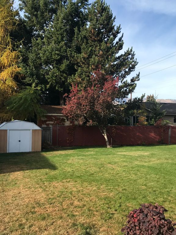 422 11th St. NE., East Wenatchee, WA 98802 House Rental in East Wenatchee, WA