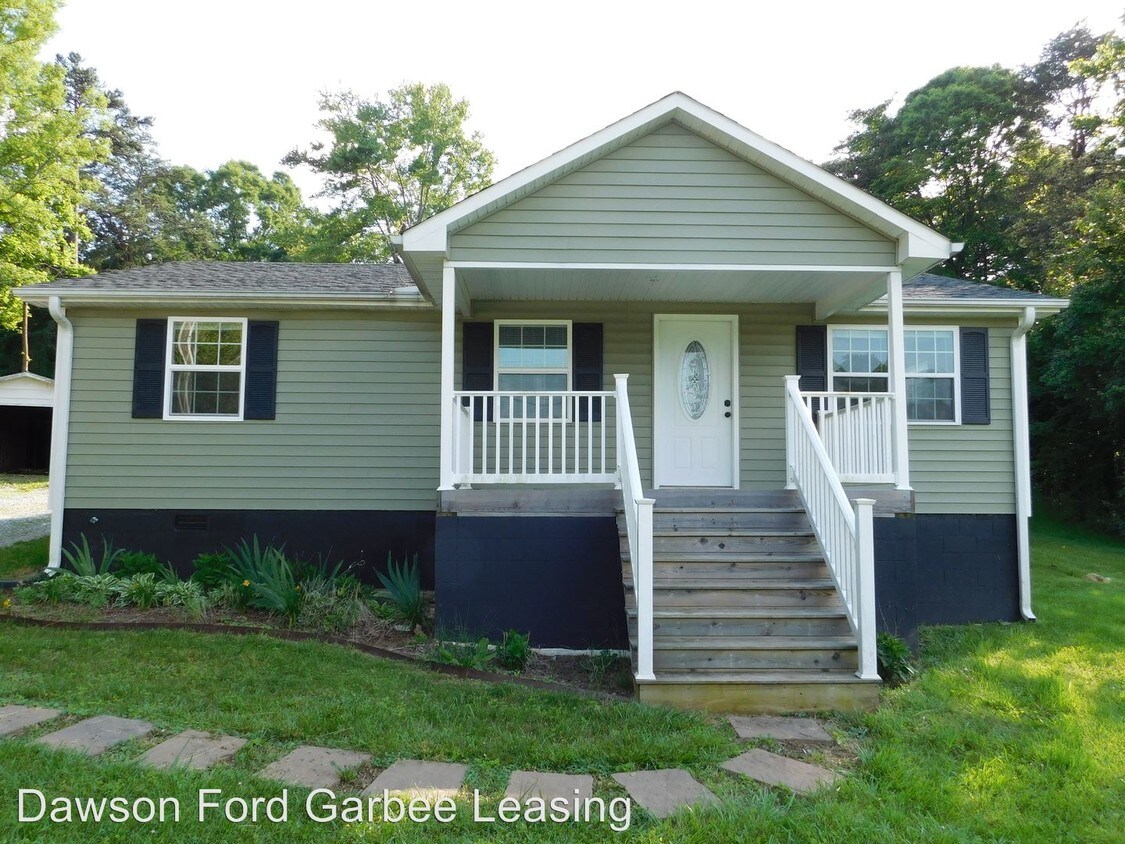 Primary Photo - 1298 English Tavern Rd