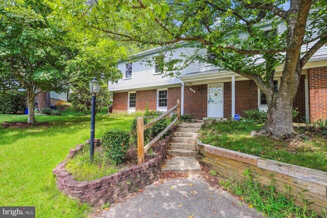 Foto del edificio - 4400 Kerrybrooke Dr