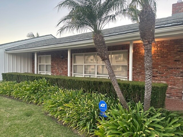 Building Photo - 2215 Stradella Rd