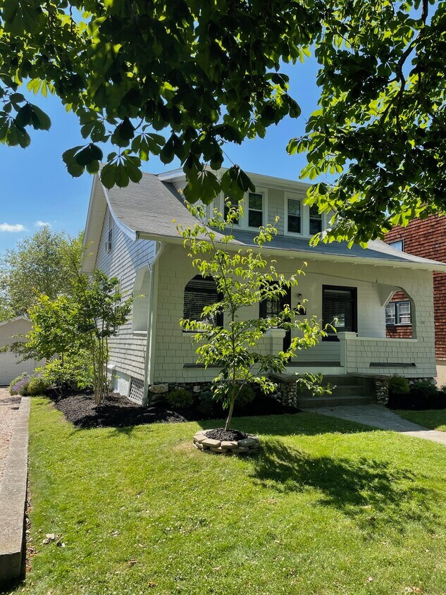 27 Kay Blvd, Newport, RI 02840 House Rental in Newport, RI