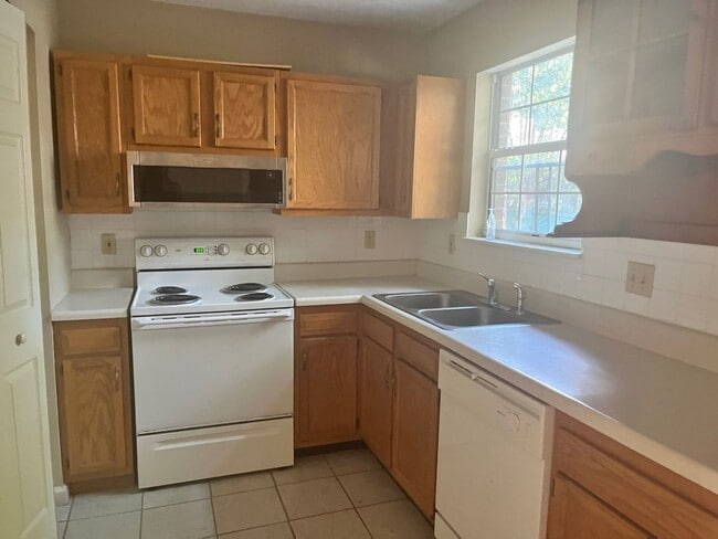 Photo - Cute 2 Bed/1.5Bath Home in the Heart of We...