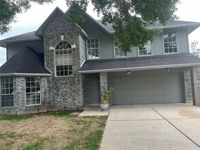 Building Photo - 7843 Yellow Pine Dr