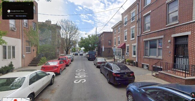 Building Photo - 1026 S 6th St