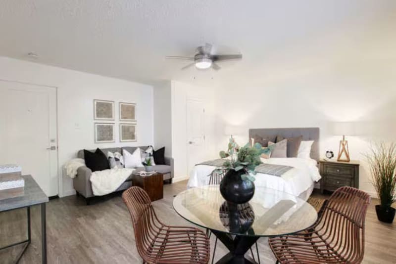 Photo - 1321 E St (Sacramento, CA)