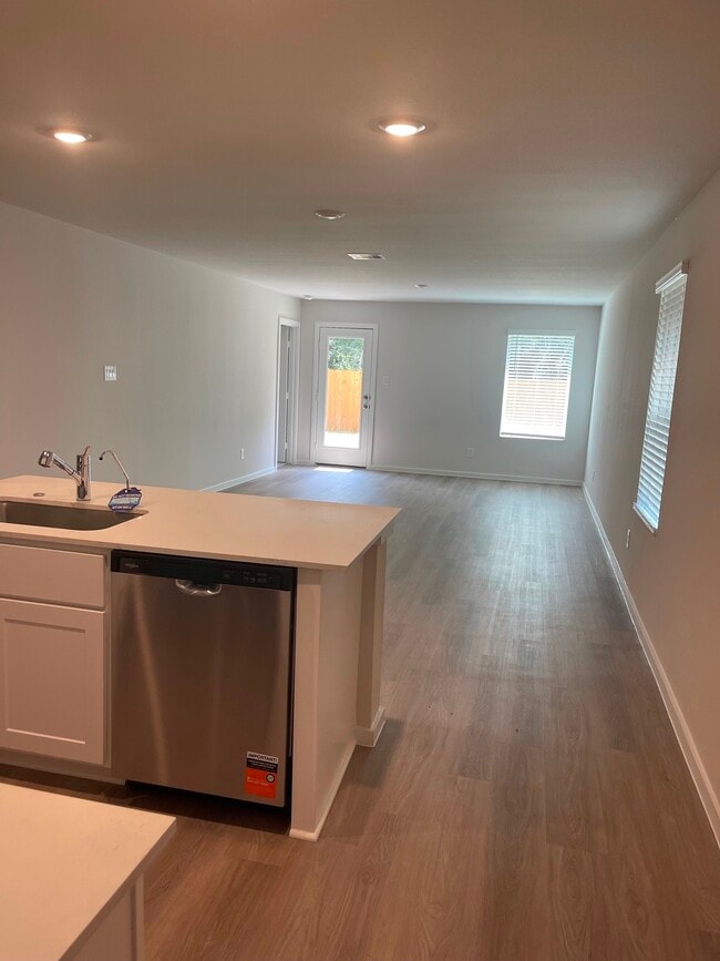 Building Photo - 12164 Lexington Heights Dr