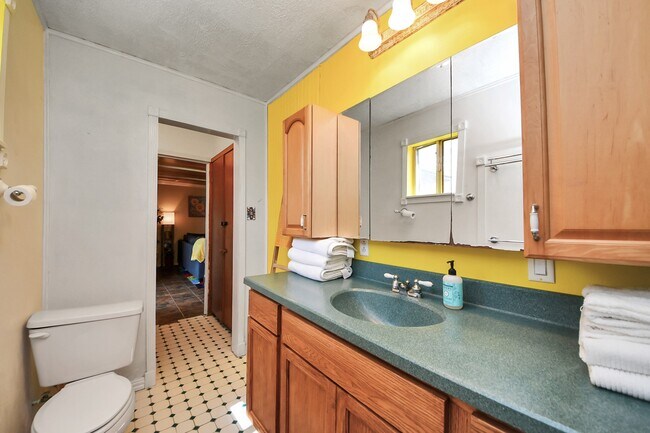 Foto del edificio - 17018 Water Oak Dr