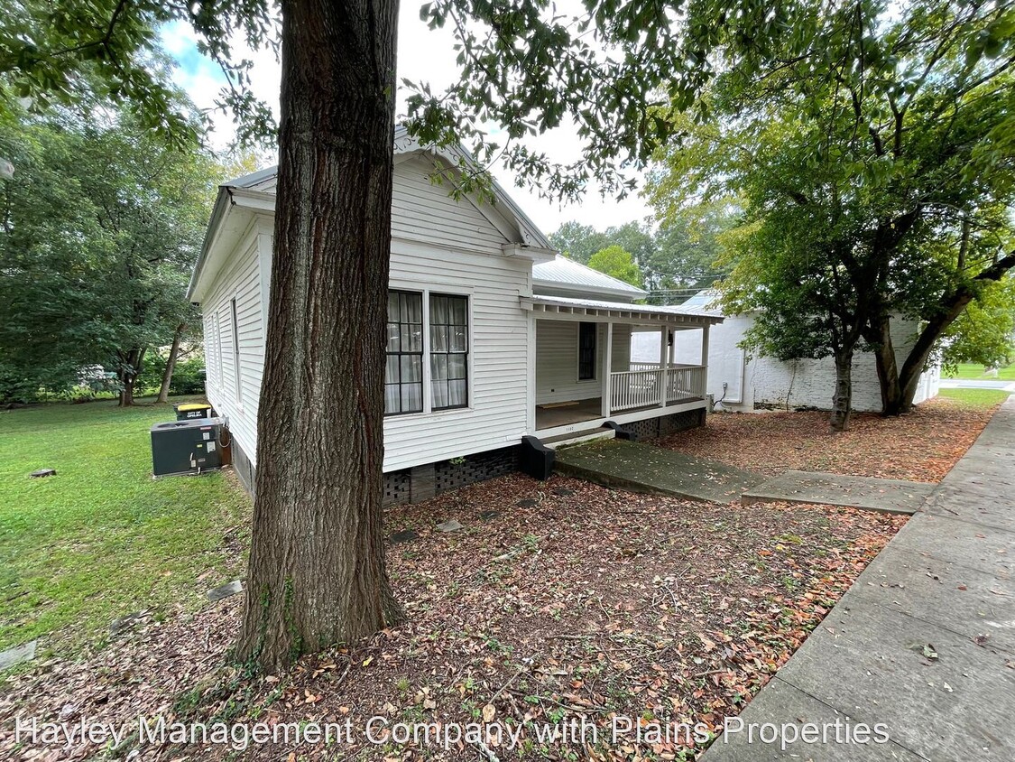Building Photo - 3 br, 2 bath House - 1102 Auburn St