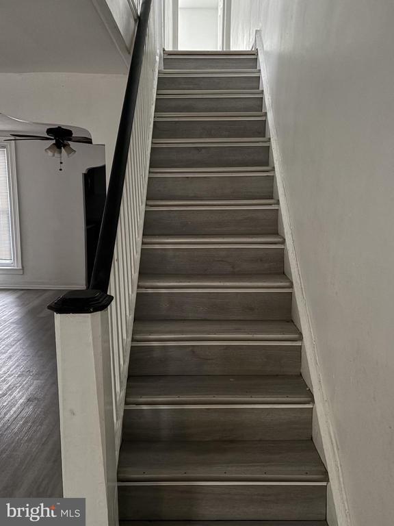 Building Photo - 6380 Marsden St