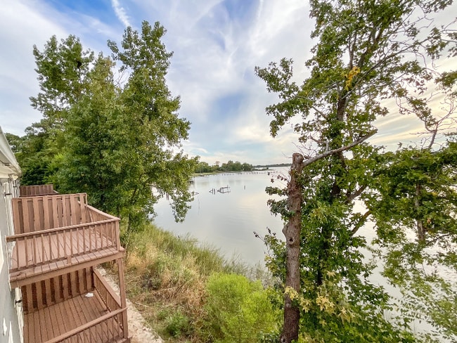 Photo - 1568 N King St Apartment