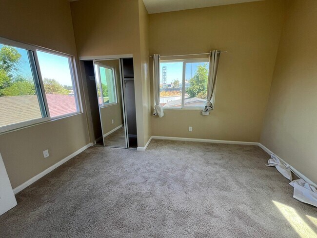 Foto del edificio - 5432 Mary Lane Dr