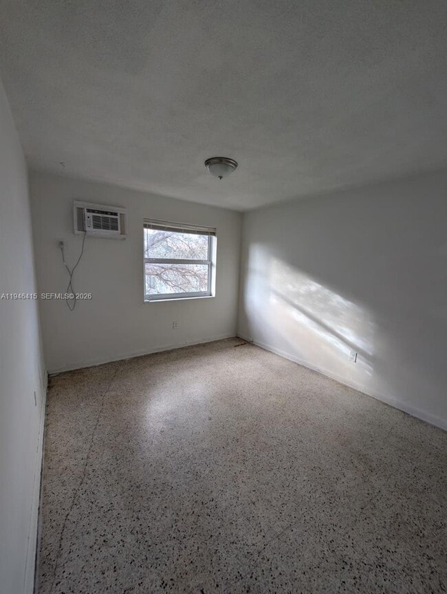 Foto del edificio - 1461 SW 5th St