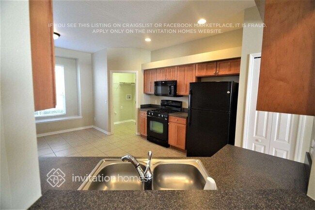 Foto del edificio - 20016 Heritage Point Dr