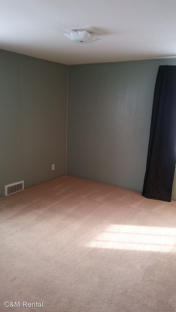 Building Photo - 65 Argyle Ave